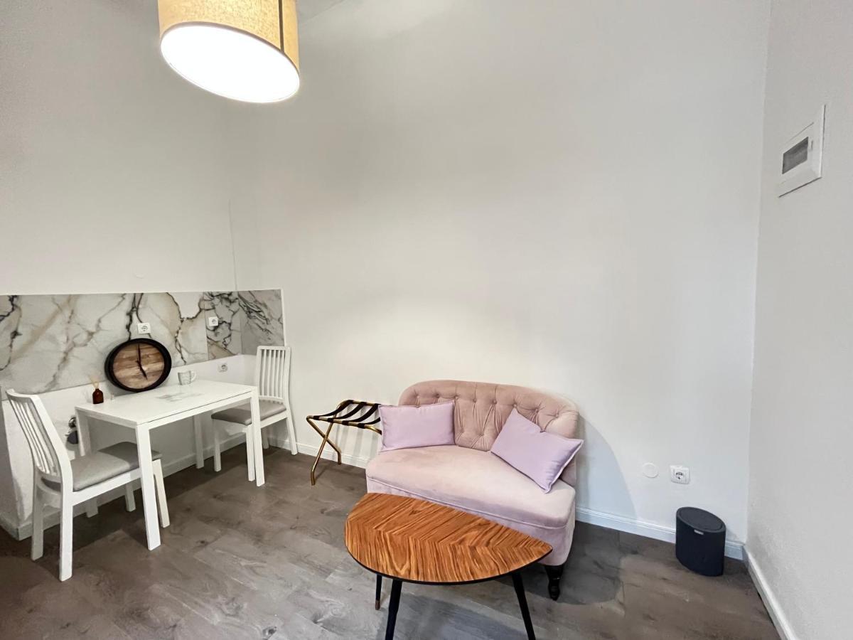 Apartment And Rooms Stay دوبروفينك المظهر الخارجي الصورة