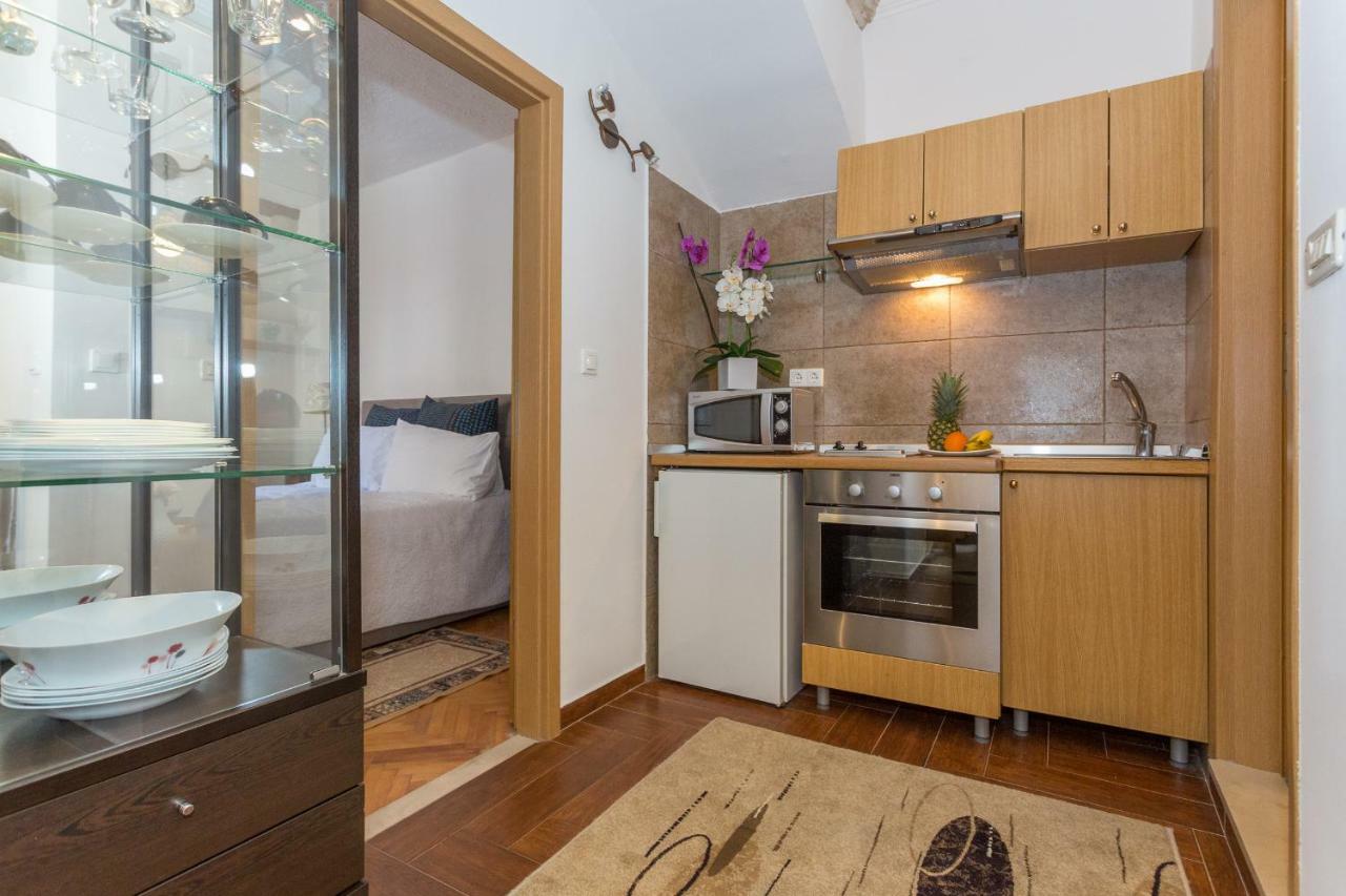 Apartment And Rooms Stay دوبروفينك المظهر الخارجي الصورة